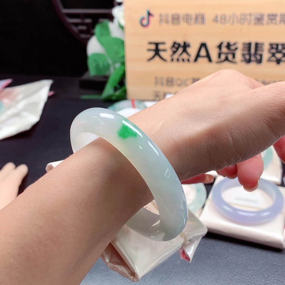 未镶嵌手镯翡翠天然A货翡翠手镯，106号