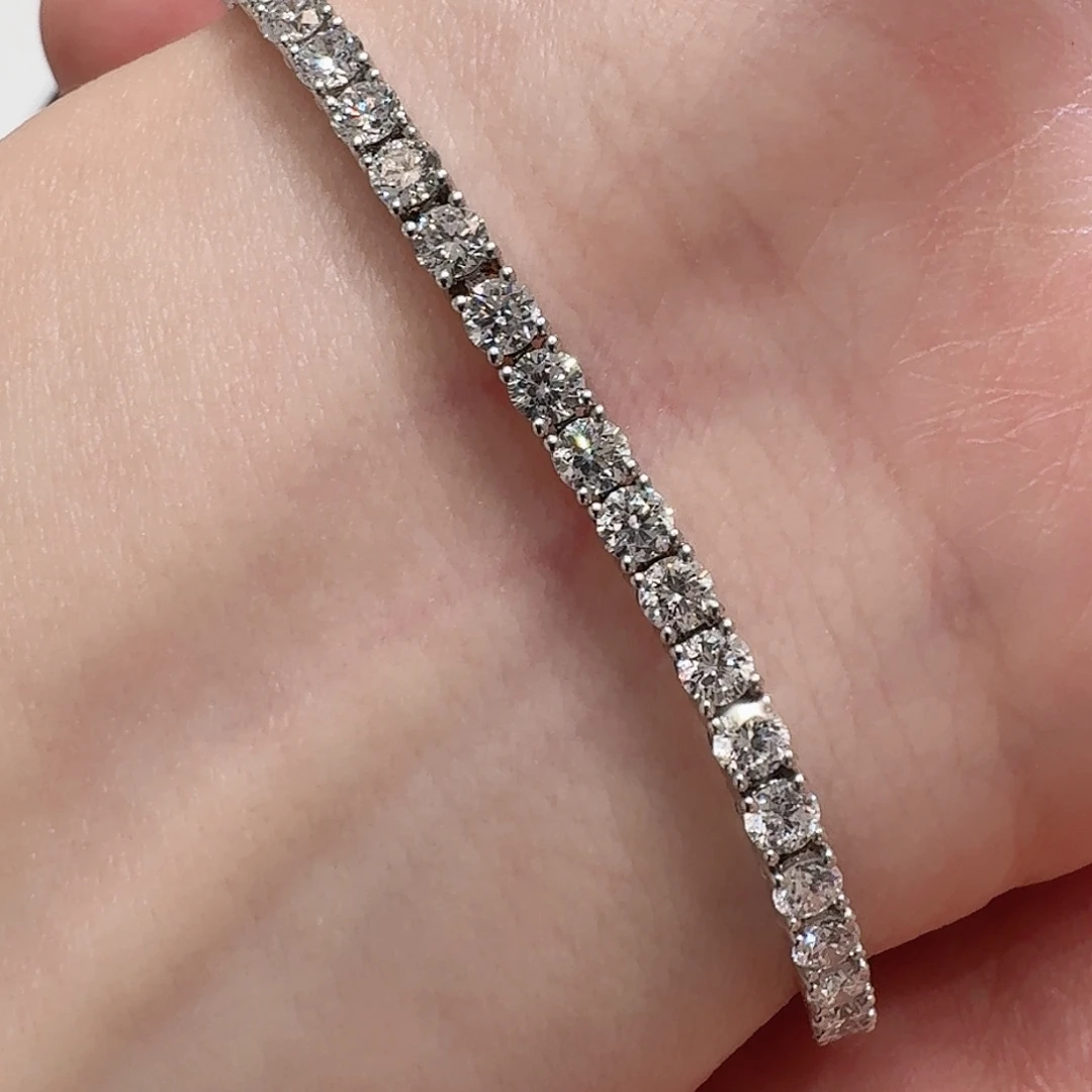 18K金镶嵌实验室培育钻石15圈