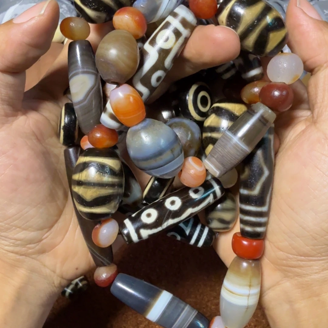 小扎西痛苦藏传一件