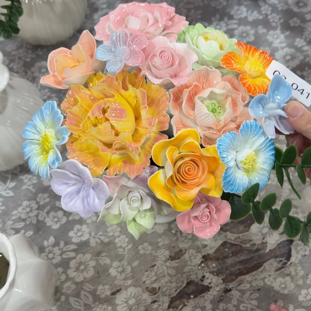 341 陶瓷花拍满20元发货，退款拉黑