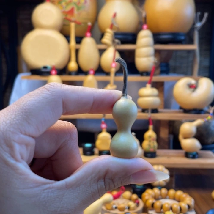 前***烟天然葫芦自然生长