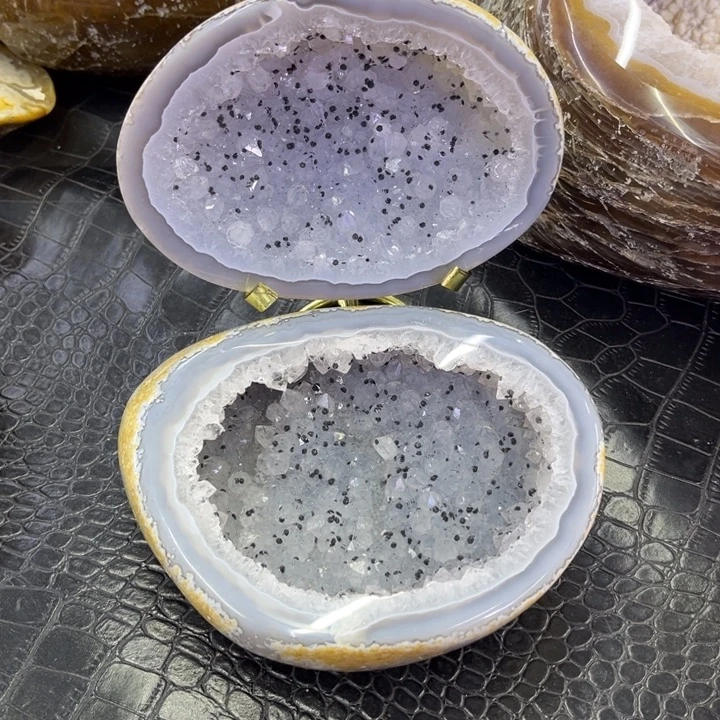 水晶未镶嵌珠宝半成品