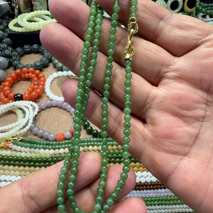 和田玉未镶嵌项链