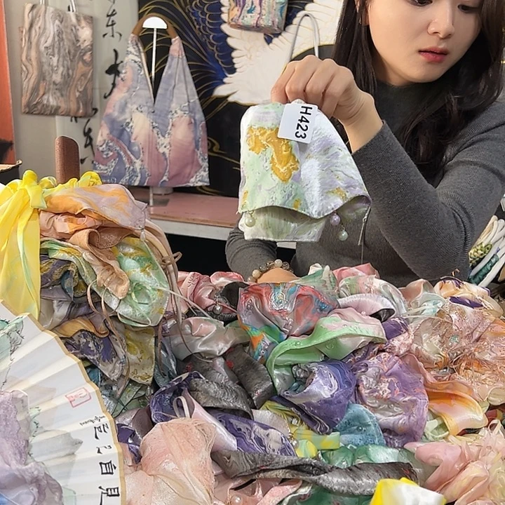 L***睿423裙摆抓夹不退不换