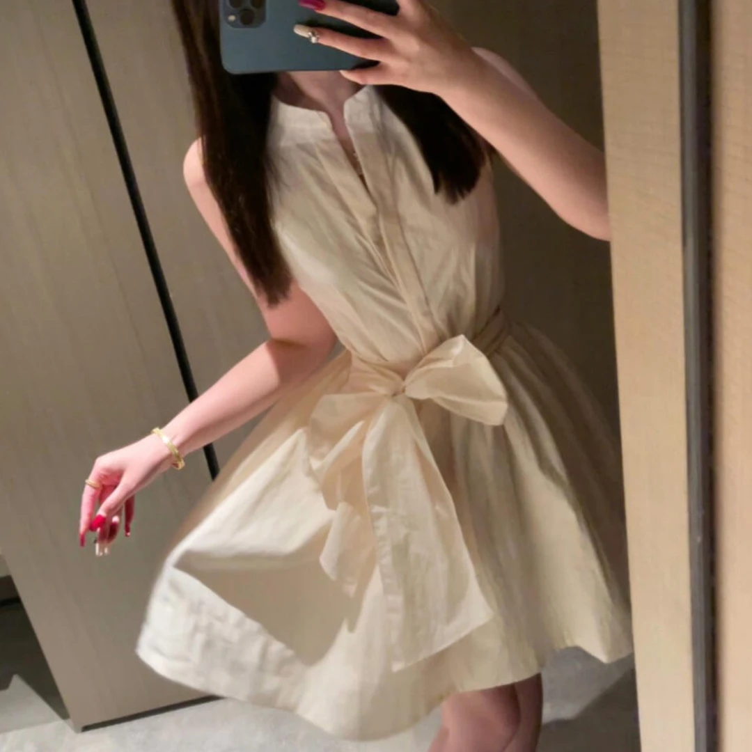 法式杏色无袖连衣裙子女装夏季2025新款小个子高级感气质收腰短裙