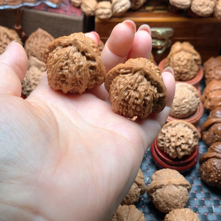 【闪购商品】?*三角白