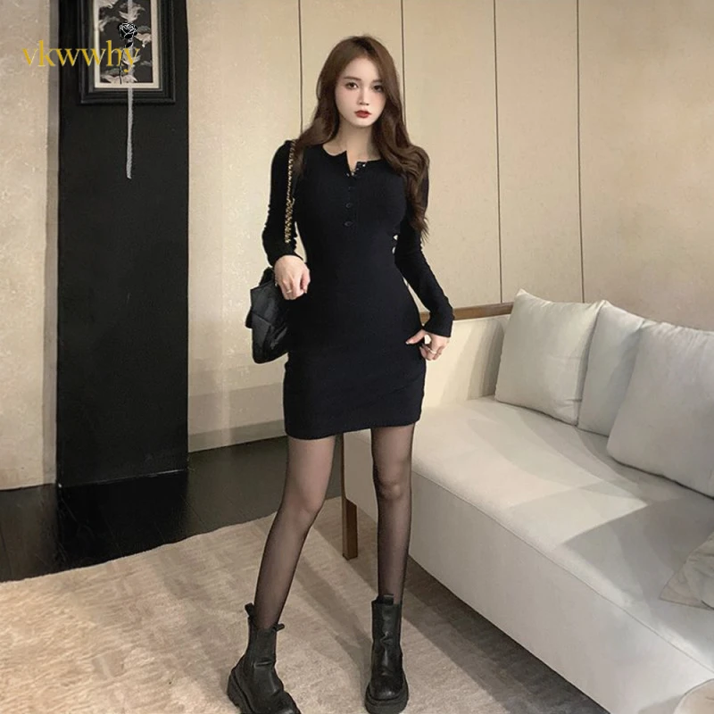 针织女装秋冬季御姐修身黑色V领包臀纯欲慵懒风女装连衣裙长袖