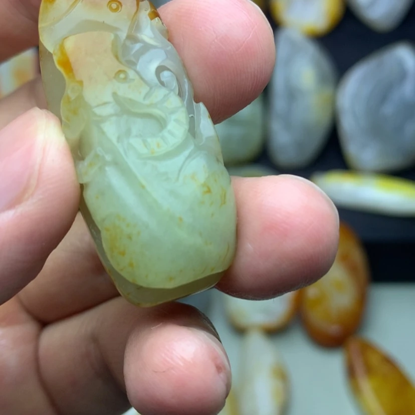 【闪购商品】和田玉未镶嵌颈饰