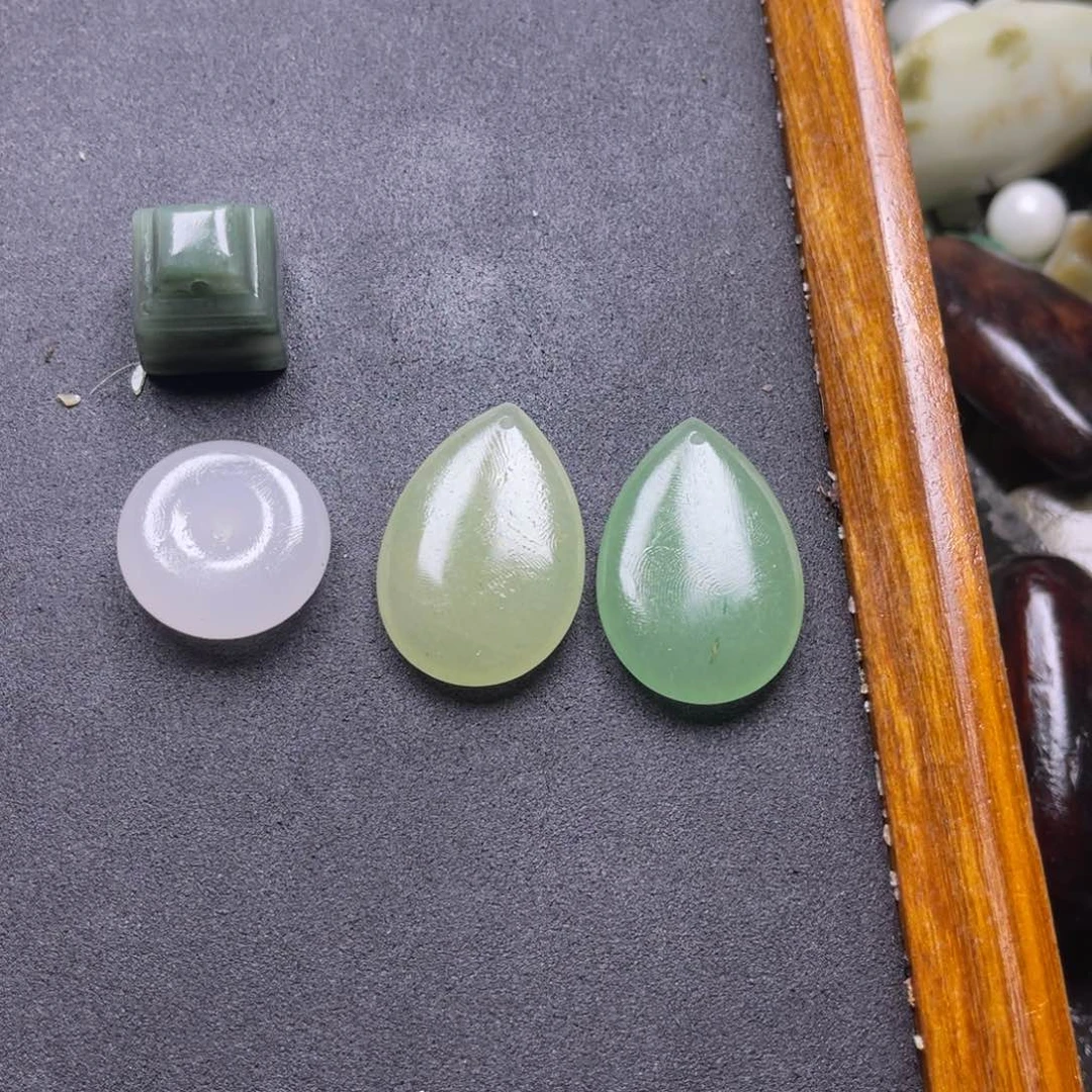 和田玉（糖玉）未镶嵌珠宝半成品自****～