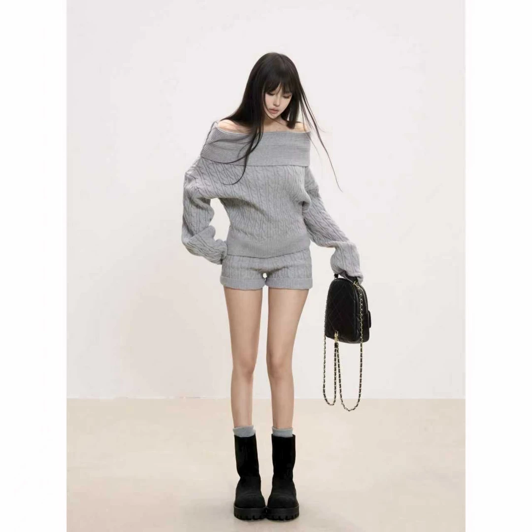 withmin凉皮 杜雪山庄 一字肩短款毛衣上衣针织短裤套装女2524279