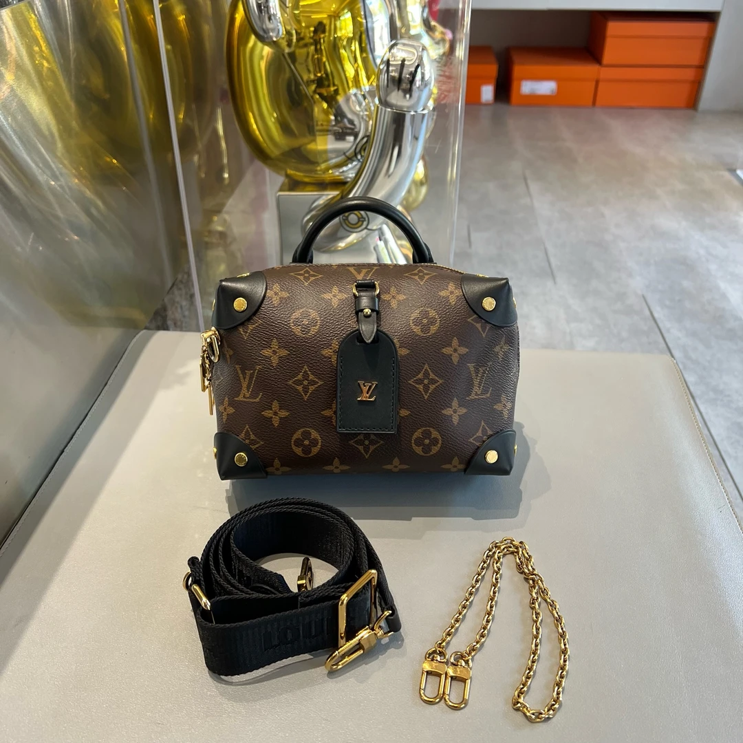 99新 LouisVuitton/路易威登 Petite malle souple老花黑色软盒子