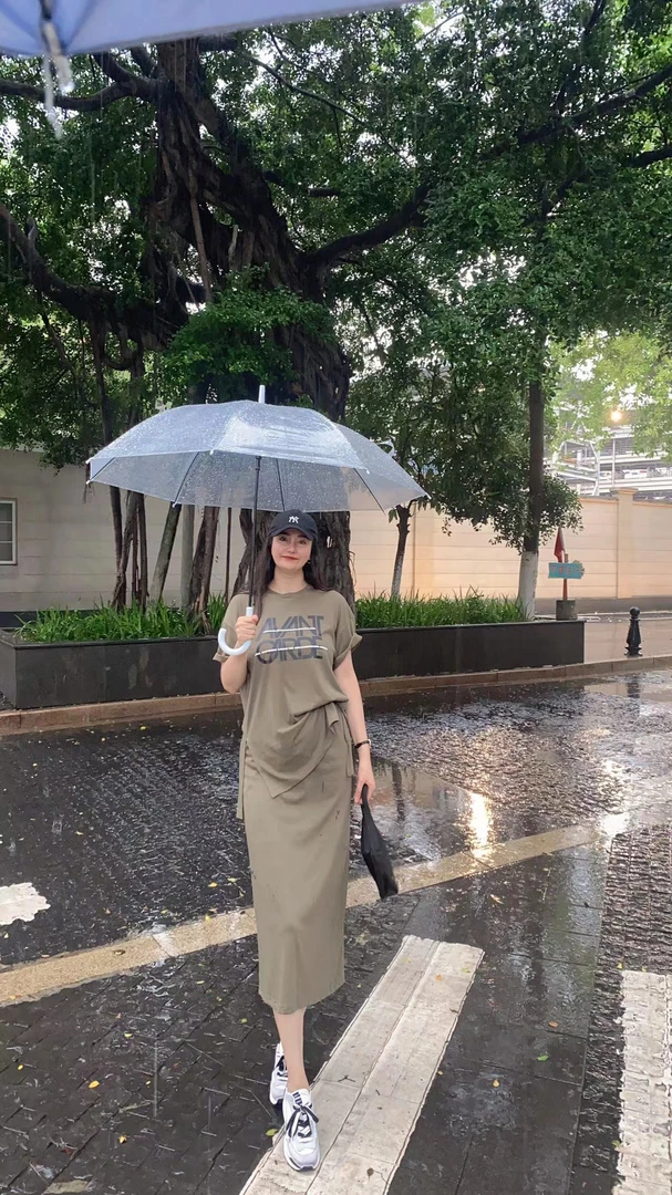 （清货款）军绿短袖两件套装裙（俄罗斯订单款）时尚休闲百搭运动