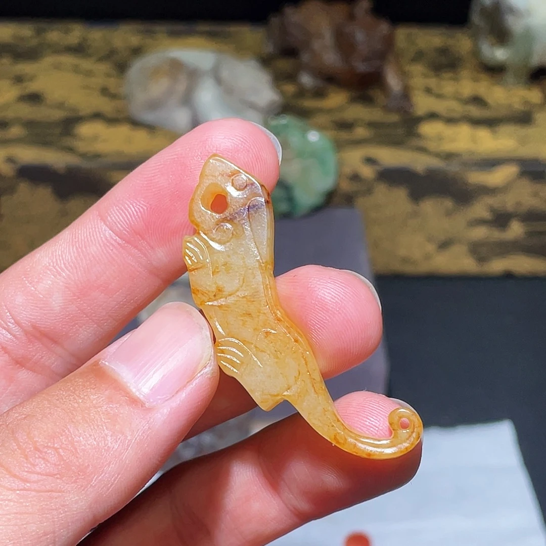 大***唐和田玉（糖玉）未镶嵌挂件