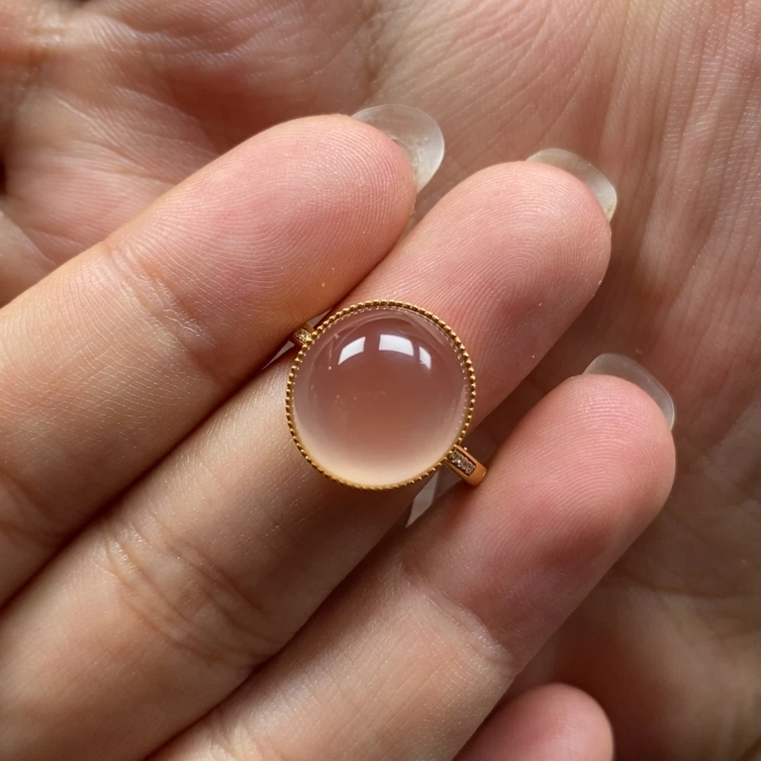 南红玛瑙18K金镶嵌戒指