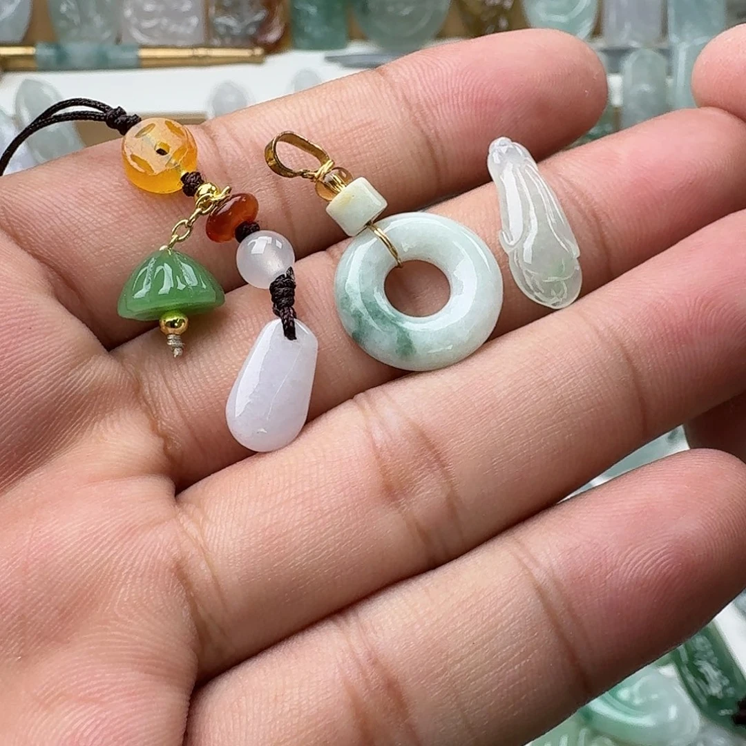 颈饰未镶嵌翡翠10