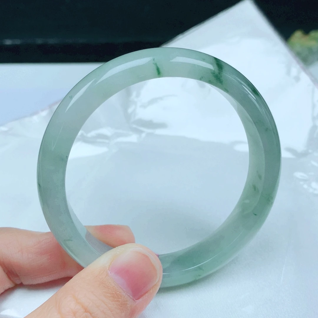 未镶嵌手镯翡翠55