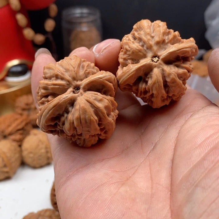 吊坠文玩核桃B****标核桃