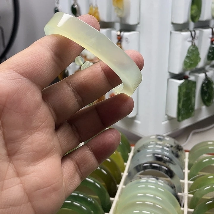 蛇纹石玉合金手镯