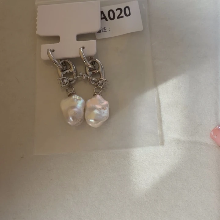 淡水珍珠耳饰合金