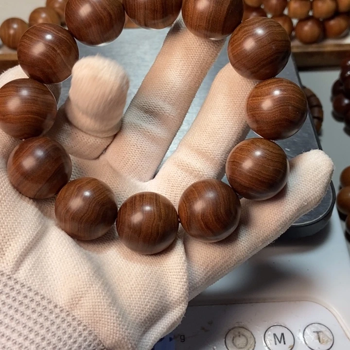 卓***檀香木老山檀香双百年料2.0*12，奶香