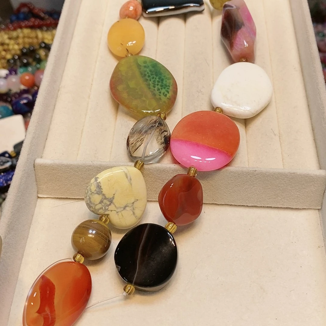 散珠玛瑙/玉髓多宝一条