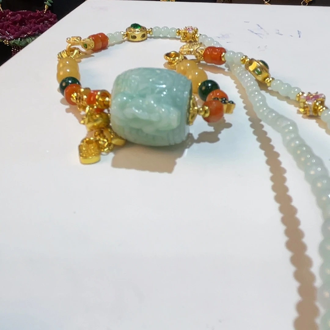 翡翠未镶嵌吊坠(赠链)貔貅桶珠