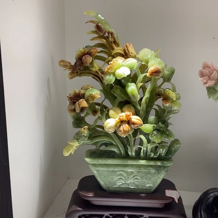 未镶嵌蛇纹石玉（覆膜）珠宝奇石