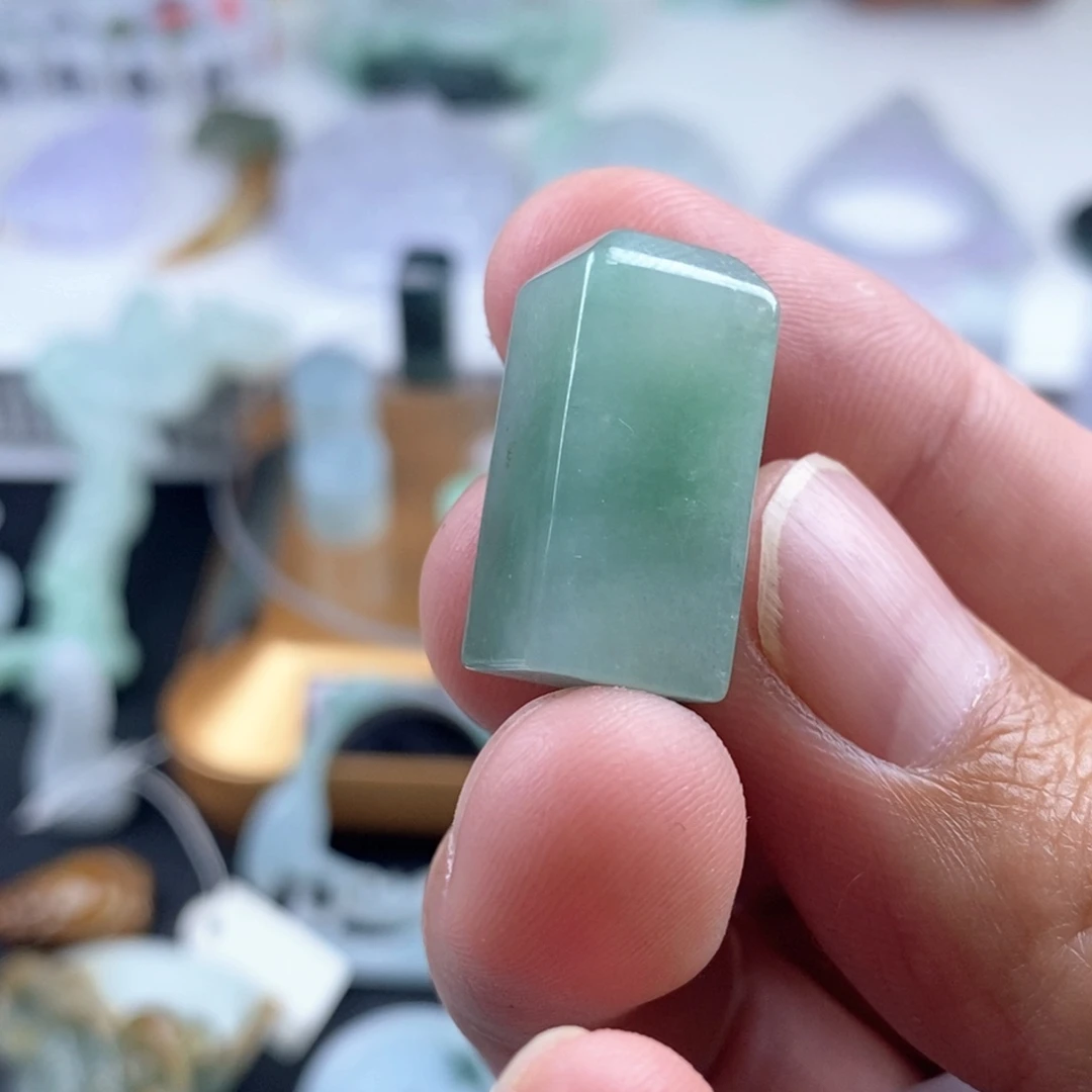 翡翠未镶嵌颈饰天然翡翠