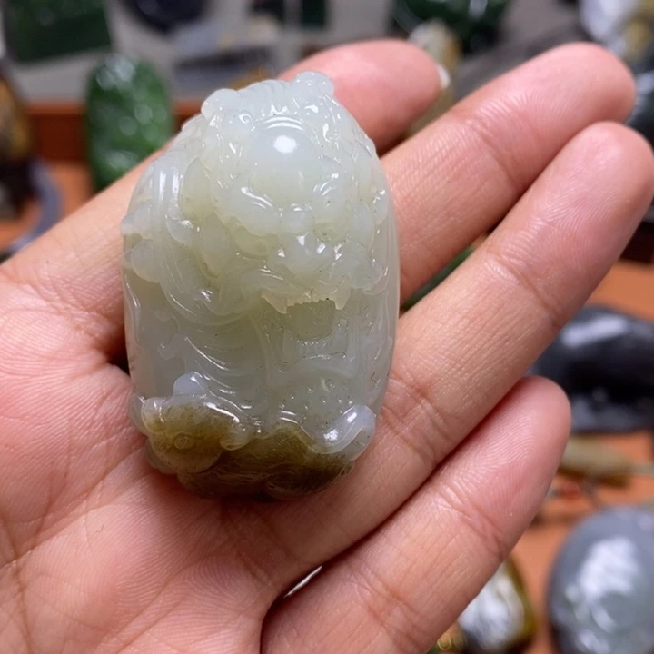 和田玉颈饰未镶嵌