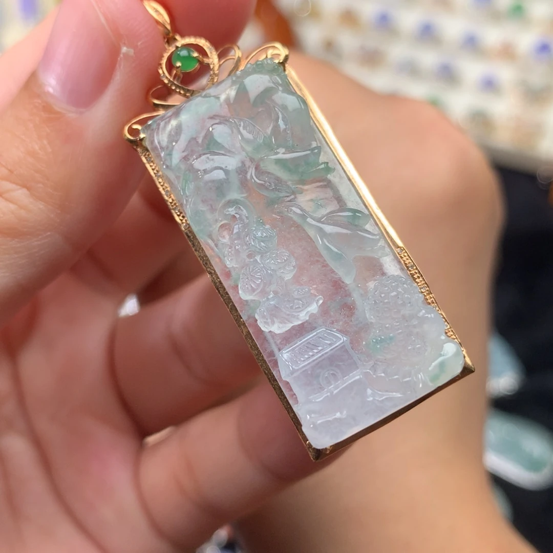 吊坠(不含链)18K金镶嵌翡翠