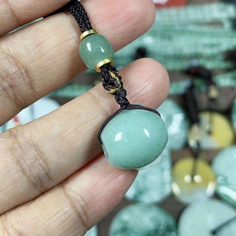 【闪购商品】翡翠颈饰未镶嵌玉吊坠翡翠玉路路通