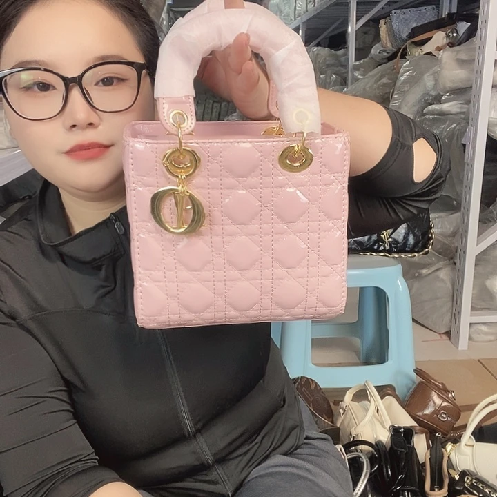 PU黄牛皮（革）PVC时尚潮流时尚 大