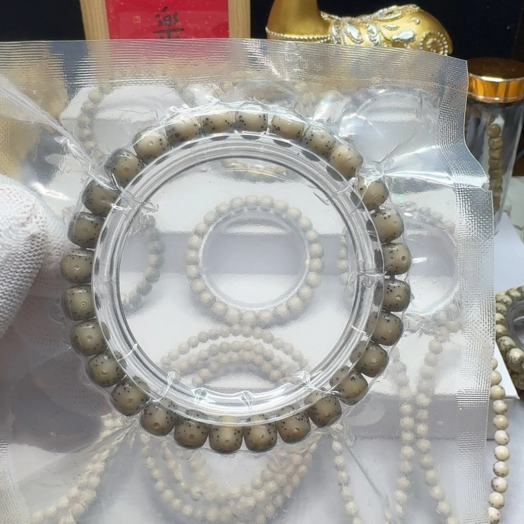 星月菩提手串石玉料8/7冰糖玉化料月留白小散星