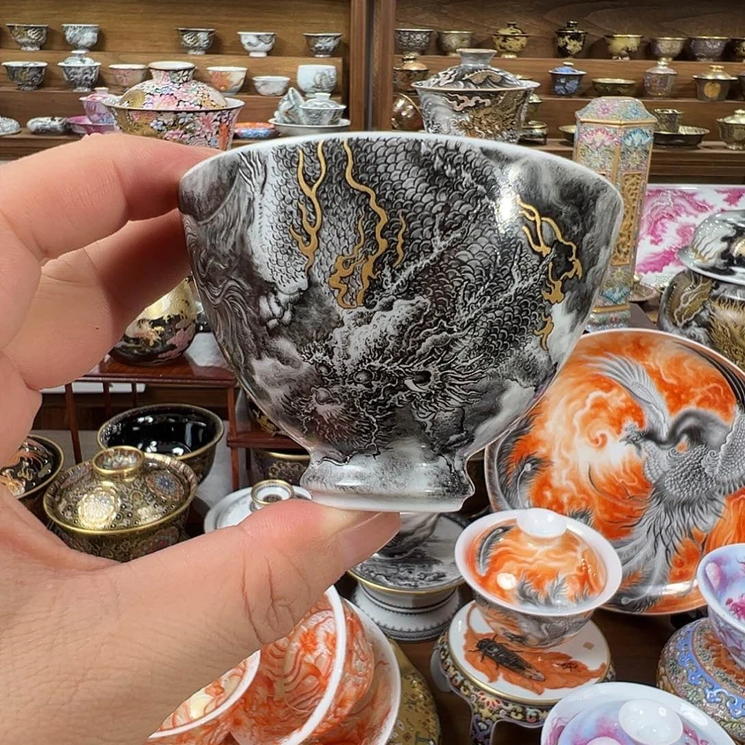 墨彩麒麟主人杯杯