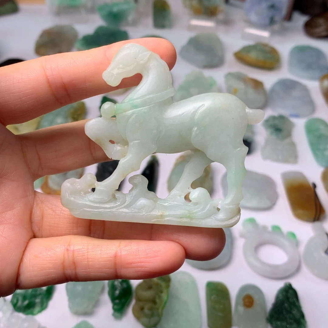 定制翡翠未镶嵌翡翠