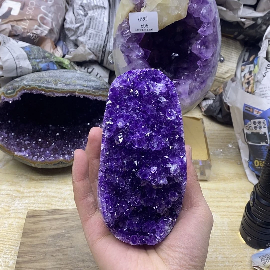 水晶大型摆件（非配饰）未镶嵌