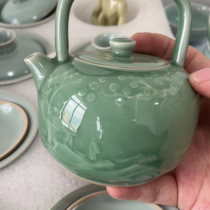 龙泉青瓷等传统陶瓷工艺