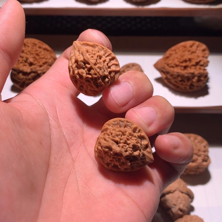 吊坠文玩核桃金山