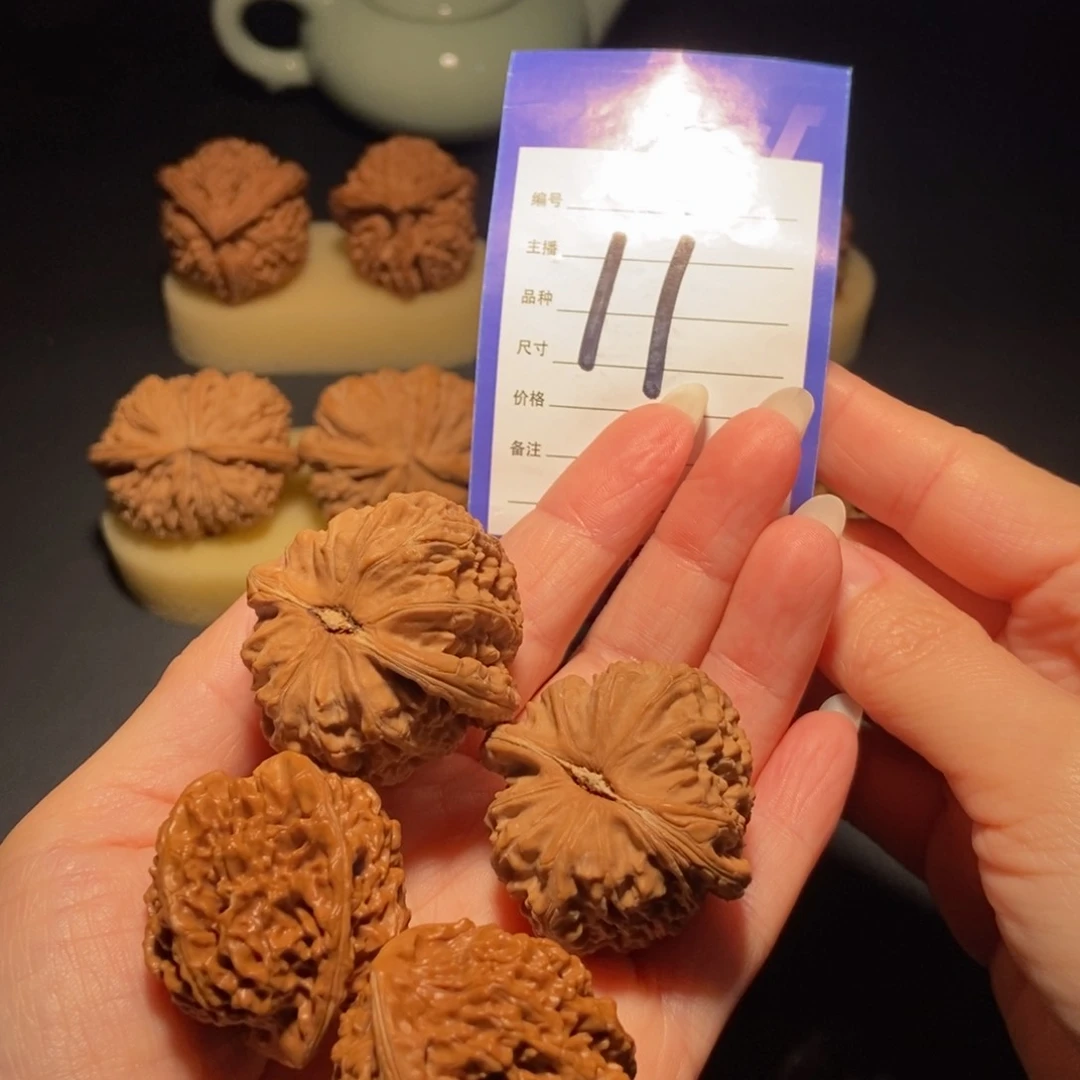 文玩核桃把件晚****✨秦闷➕白