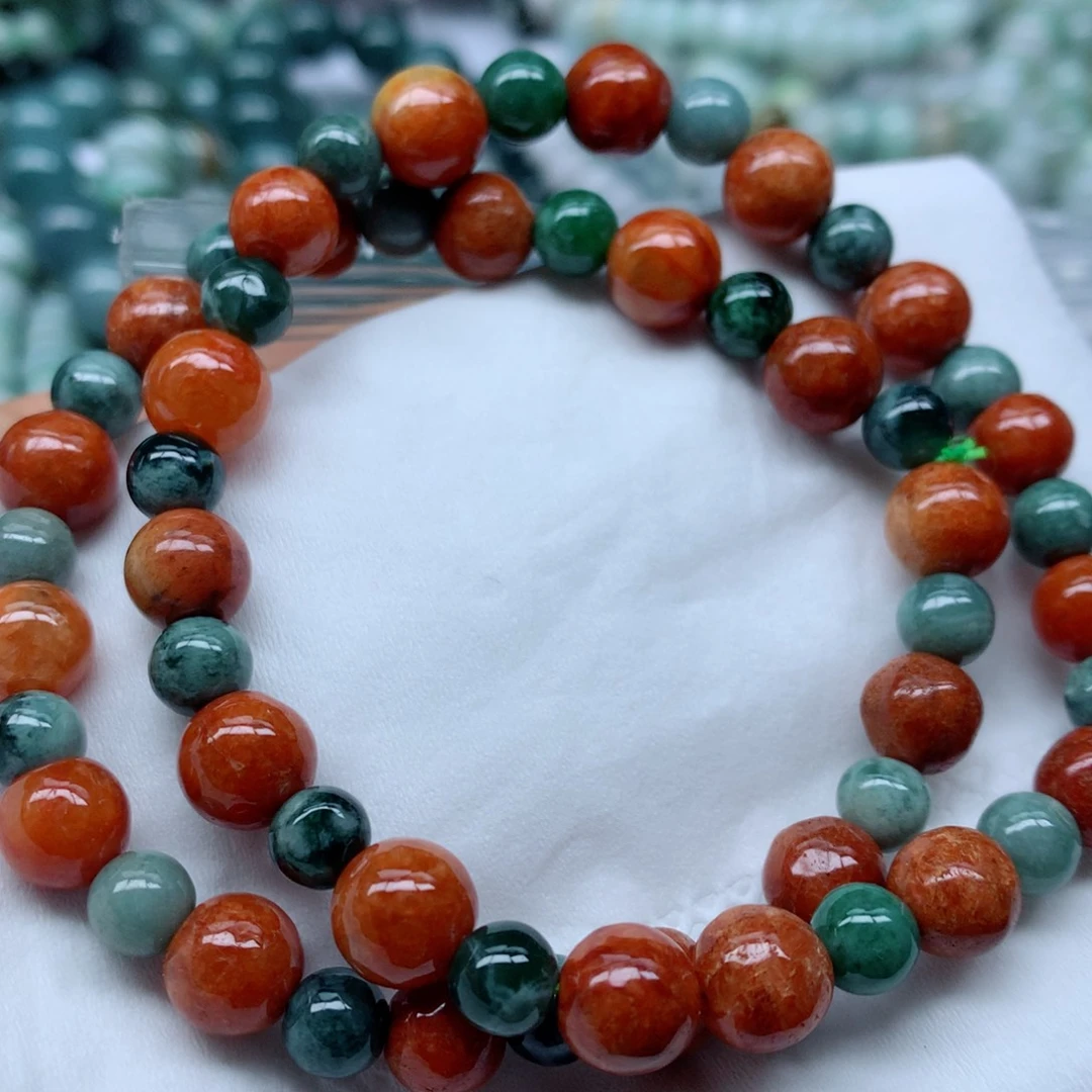 翡翠颈饰未镶嵌手串