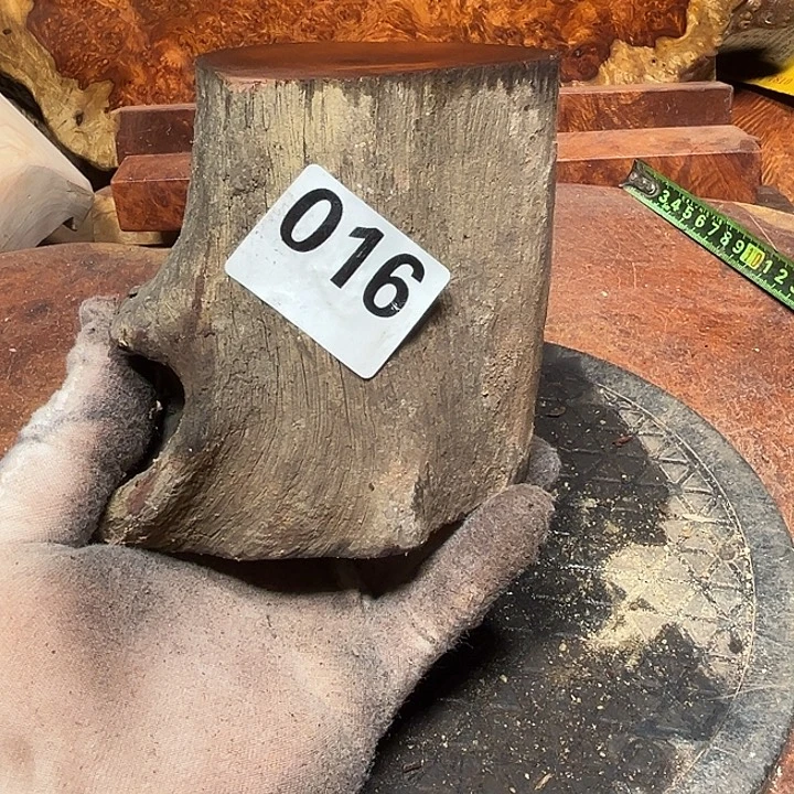 淮***苏大果紫檀（缅甸花梨）