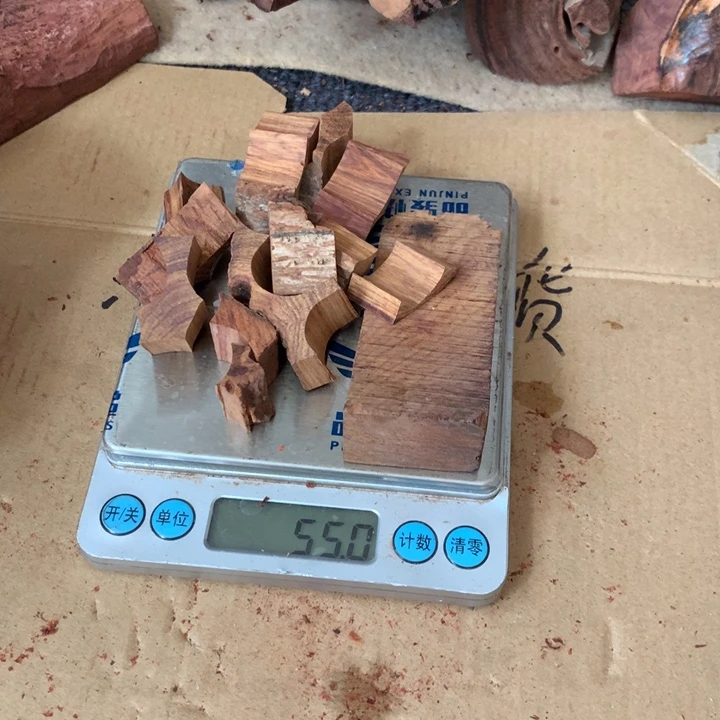 生***观黄花梨/降香黄檀101海越碎料55克