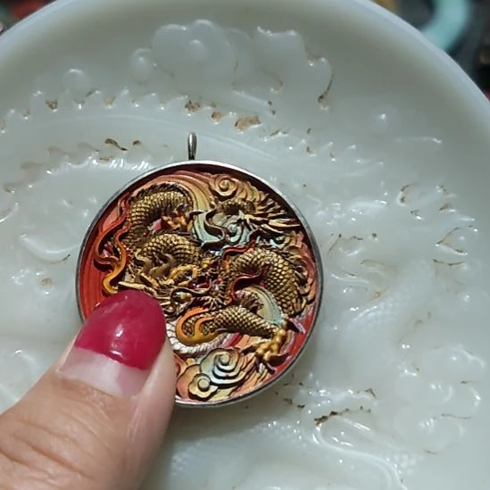 玉一个完整的摆件