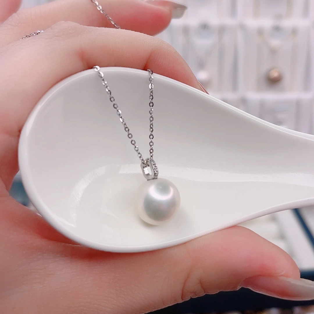 淡水珍珠吊坠(赠链)未镶嵌