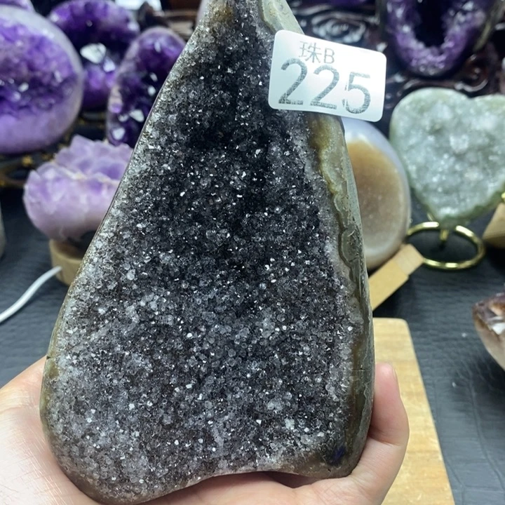 未镶嵌水晶大型摆件（非配饰）