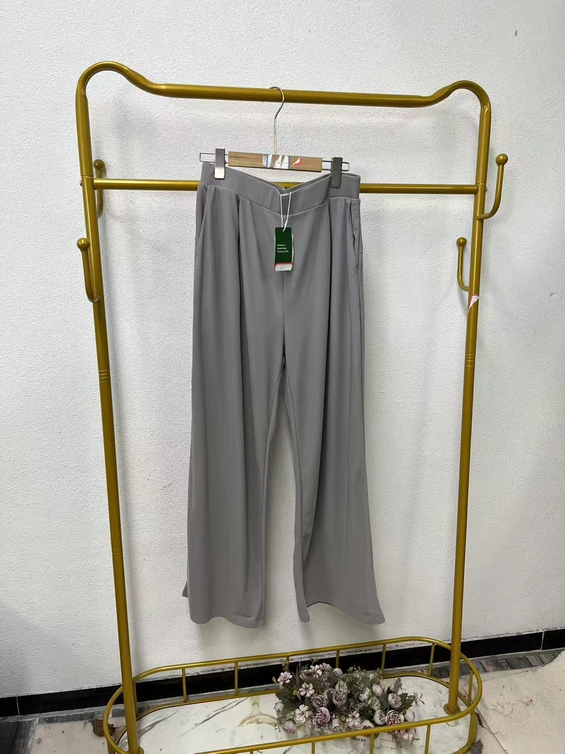 唯琳剪标   8仓A7-3-1047款   透气阔腿休闲裤