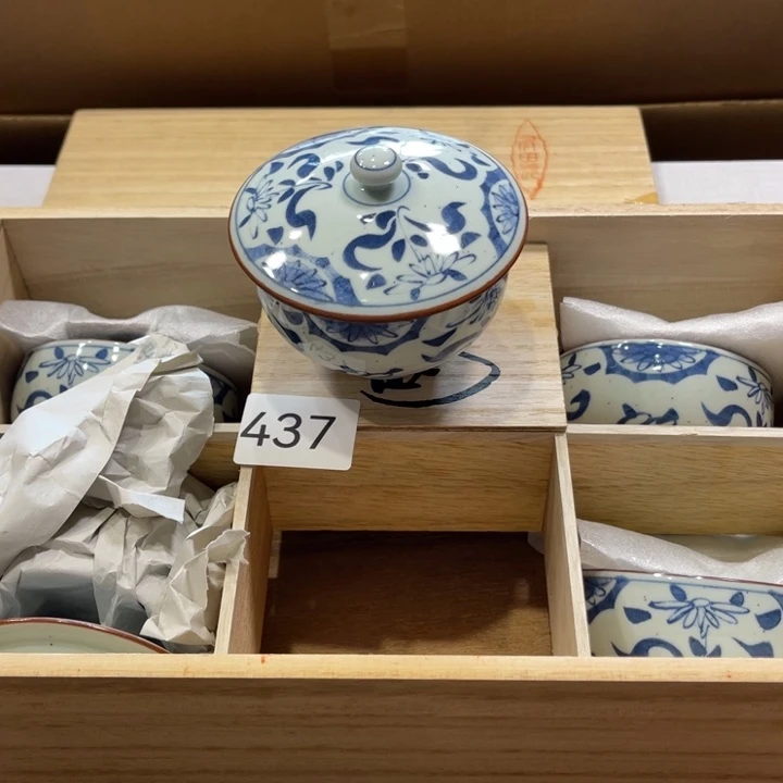 盖碗瓷器制作工艺精湛