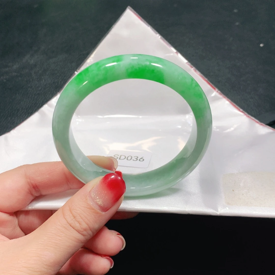 翡翠未镶嵌手镯SD036-03