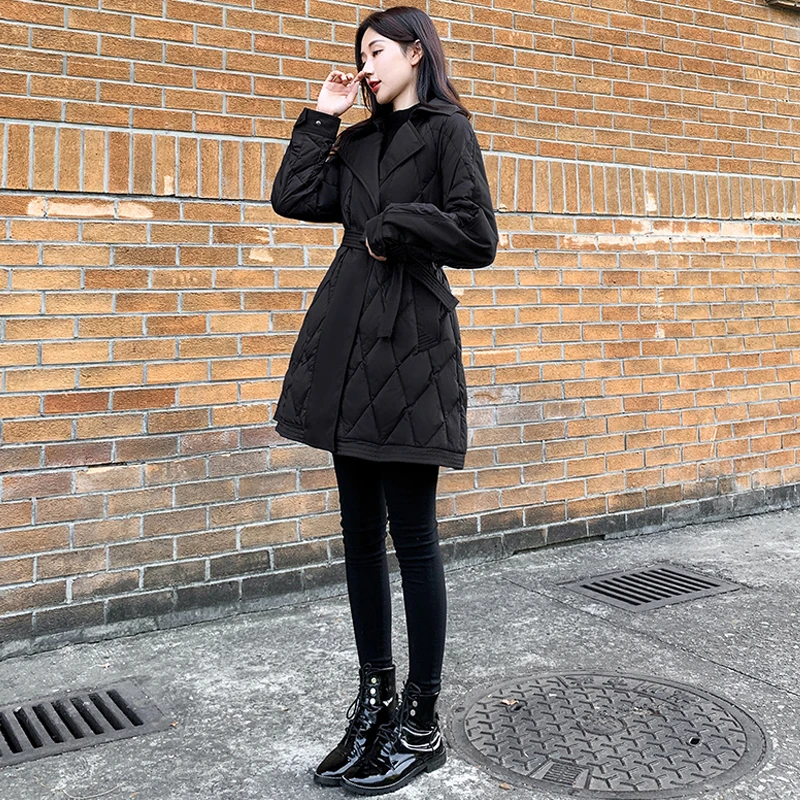 黑色菱格西装领风衣外套2025新款女装冬季修身收腰中长款羽绒服女