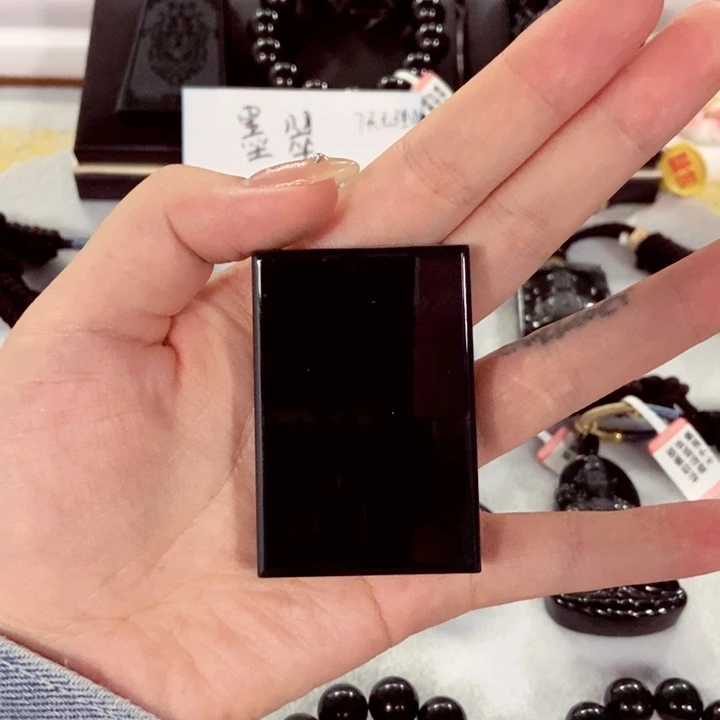 小***o颈饰未镶嵌翡翠翡翠